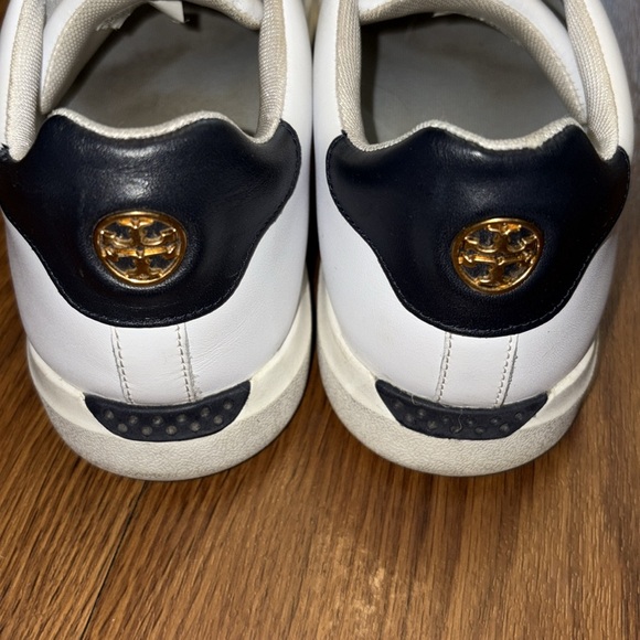 Tory Burch Leather Classic White Lace-Up Sneakers Size 8.5 - Picture 3 of 8